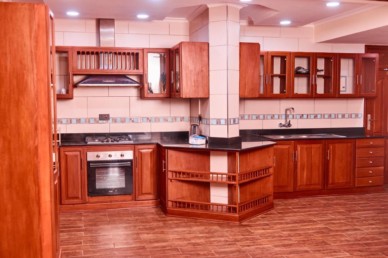 Seven Skies Hotel Аруша Экстерьер фото