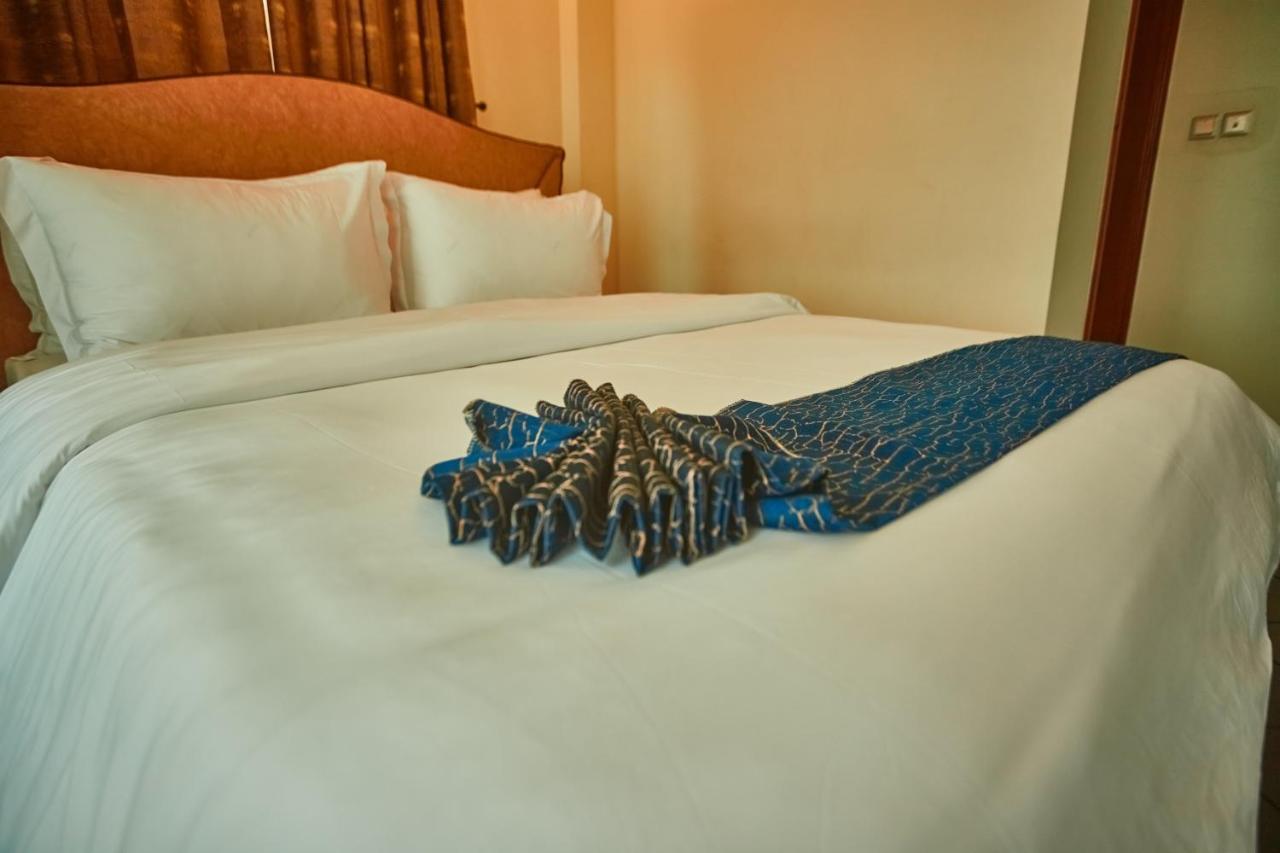 Seven Skies Hotel Аруша Экстерьер фото