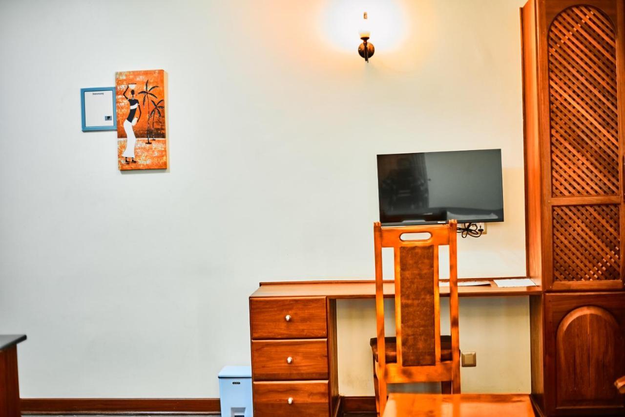 Seven Skies Hotel Аруша Экстерьер фото